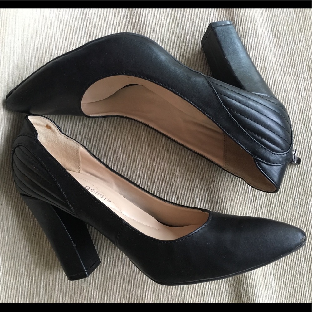 Andrew Geller sz 7 Black heels excellent condition - Picture 2 of 5
